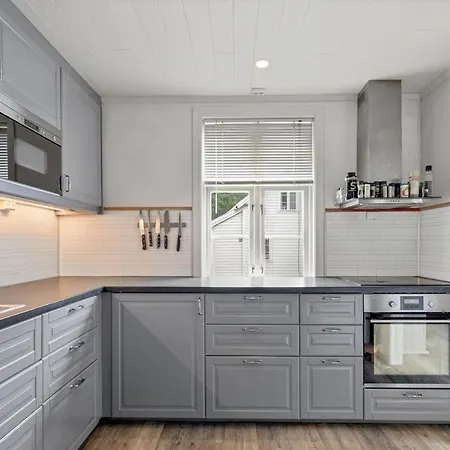 Charming House In The Center Of Laerdal