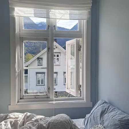 Charming House In The Center Of Laerdal *